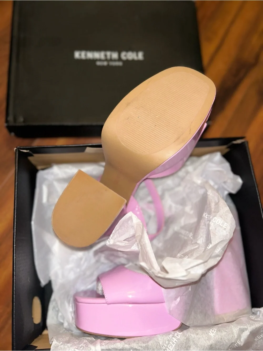 Kenneth Cole kenneth cole